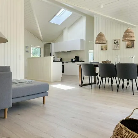 Feriehus Idyllisk Nybygget Hus I Nordsjaellandsk Natur *